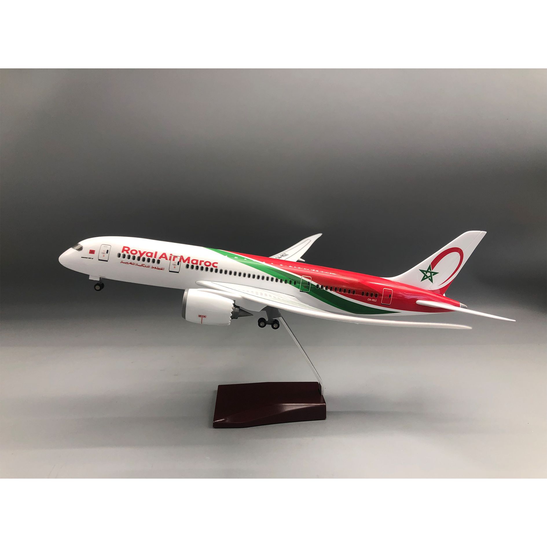 1/130 Scale Royal Air Maroc 78 - مراجعة Home Office Architecture وسعره