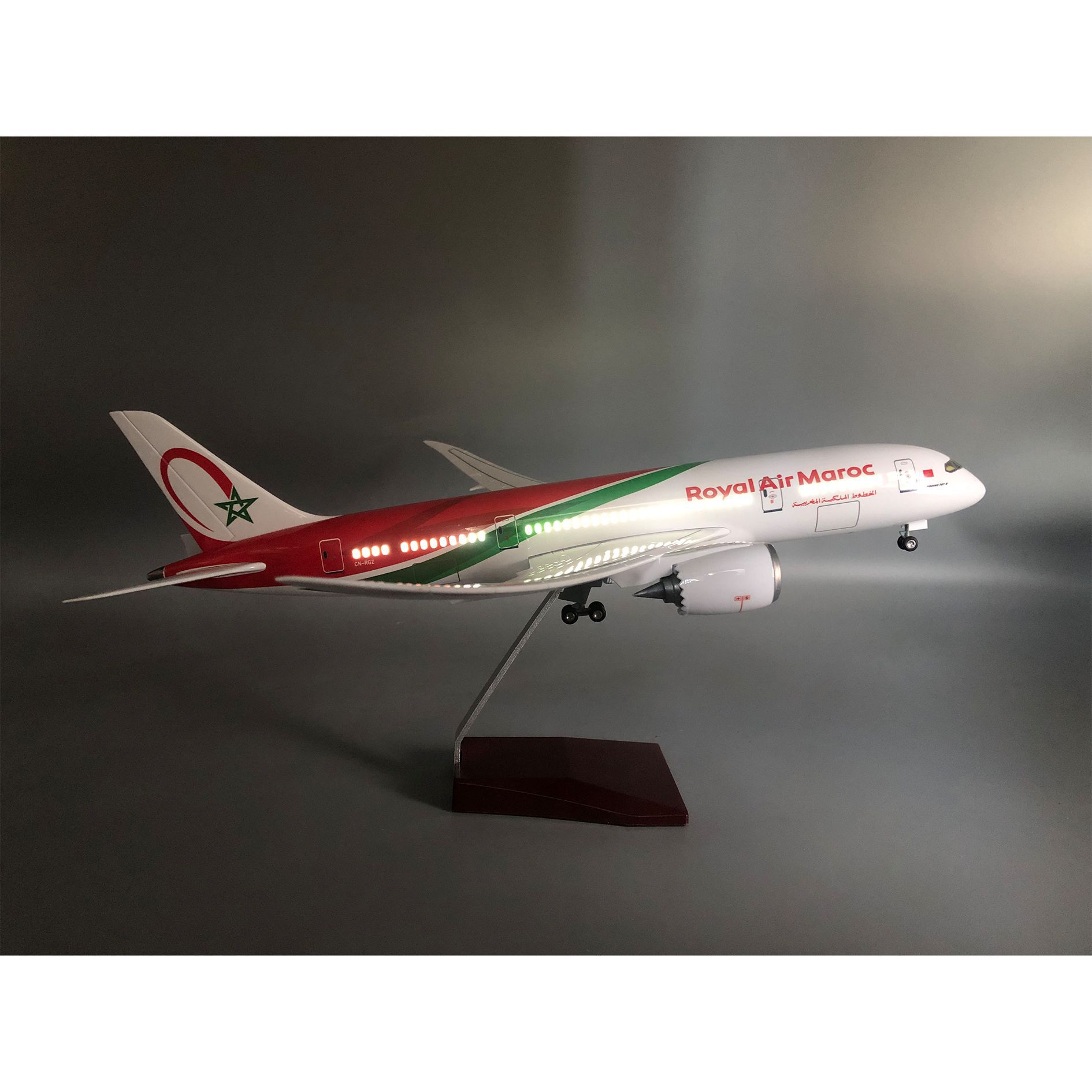 1/130 Scale Royal Air Maroc 78 - مراجعة Home Office Architecture وسعره