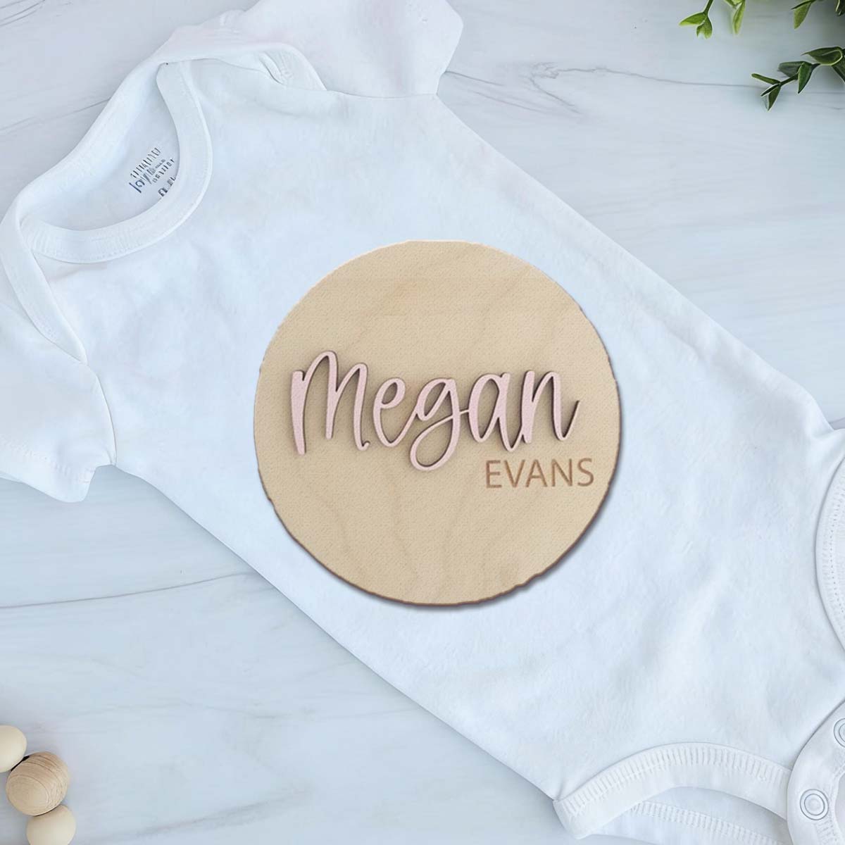 1Pc Custom Wooden Name Plate f - مراجعة Home Office Gifts وسعره